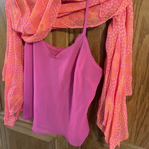 Richard Malcolm coral 2 piece top Medium - Picture 4 of 6